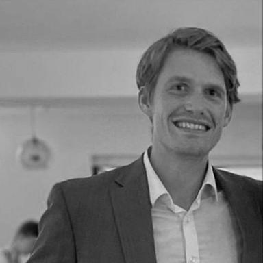 Dixa Head of Partnerships, Maurits Pieper profile picture